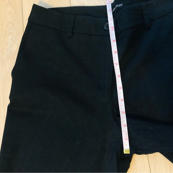 Hilary Radley Houndstooth Straight Pants in Black & Navy - Picture 5 of 10